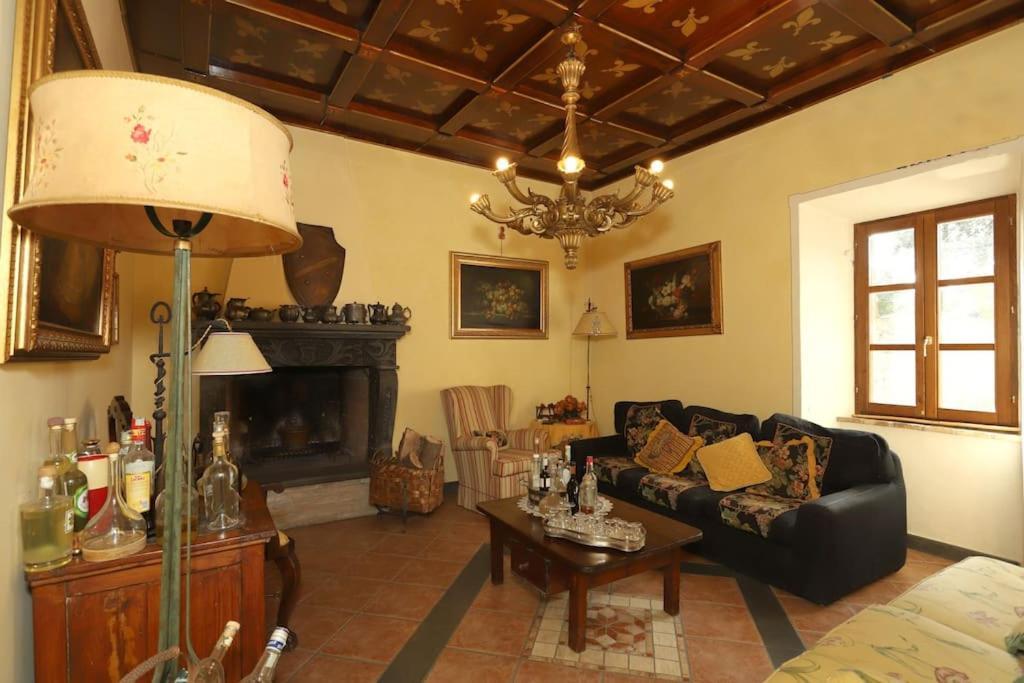 La Residenza Del Cardinale Villa Vaiano  Buitenkant foto